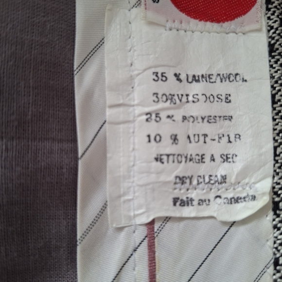 Vintage Scenario Women's Wool metallic Silver and black geometric pattern pants - Picture 13 of 16